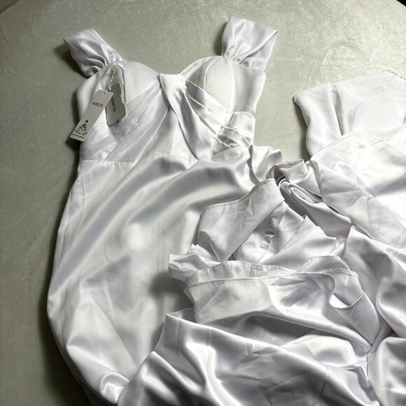 Beautiful Wedding Dress‎ Pearly White Satin Gown Buttoned Back NWT mermaid train - Picture 3 of 8
